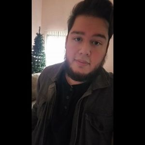 Meet your Posher, Julio